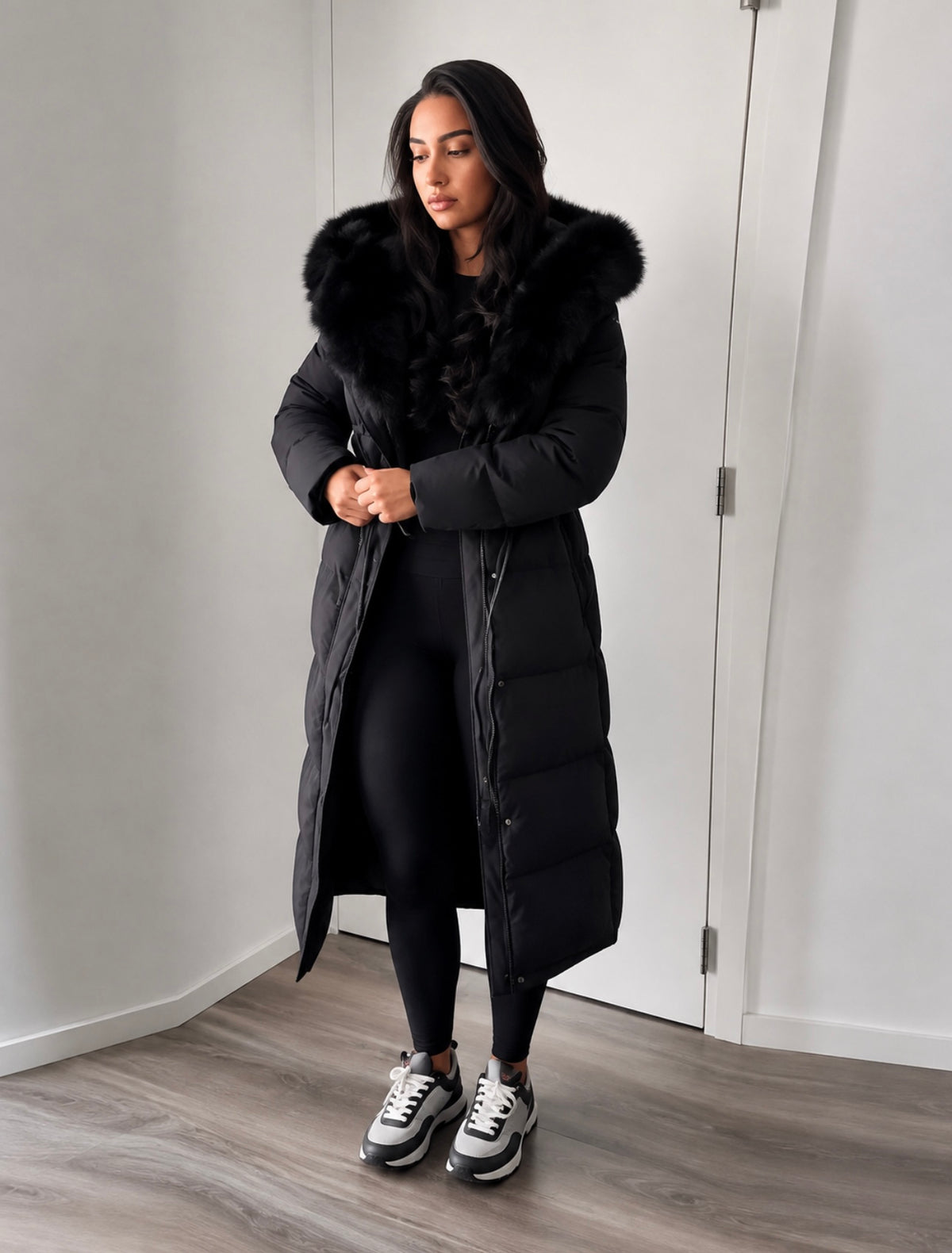 Amoris Winter Glow – Gefütterte Fellkragen-Jacke