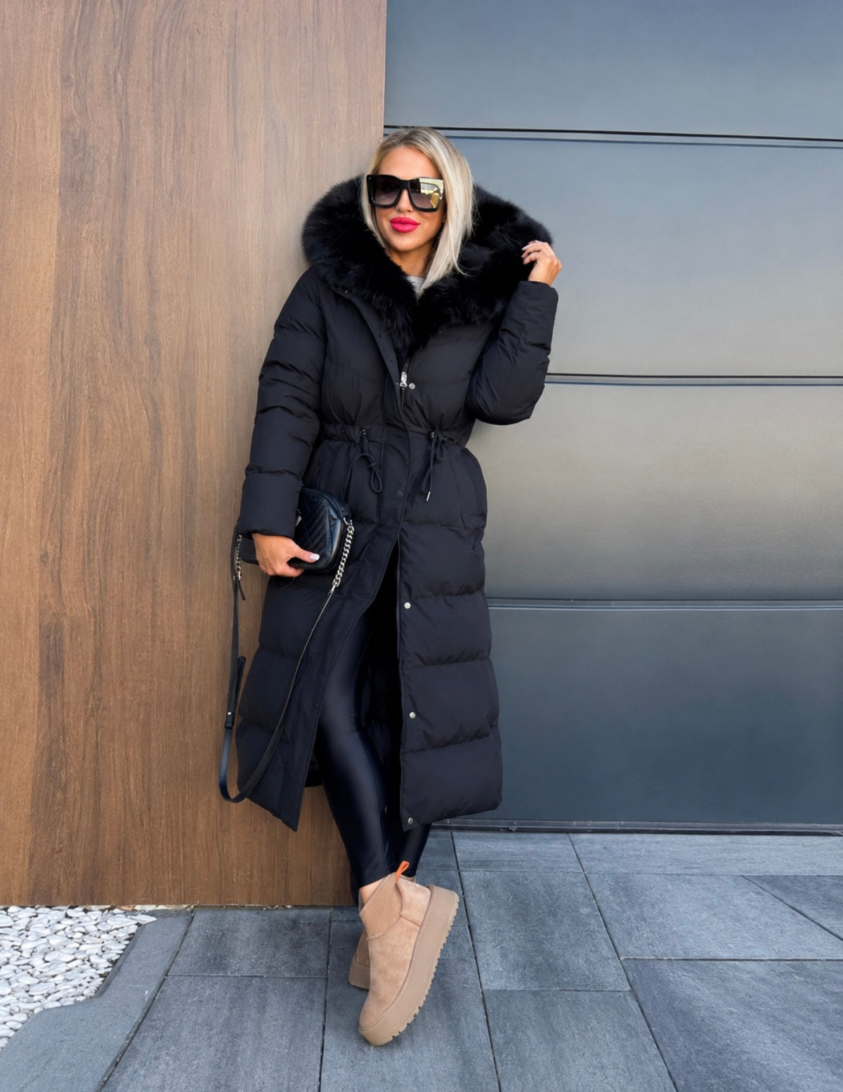 Amoris Winter Glow – Gefütterte Fellkragen-Jacke